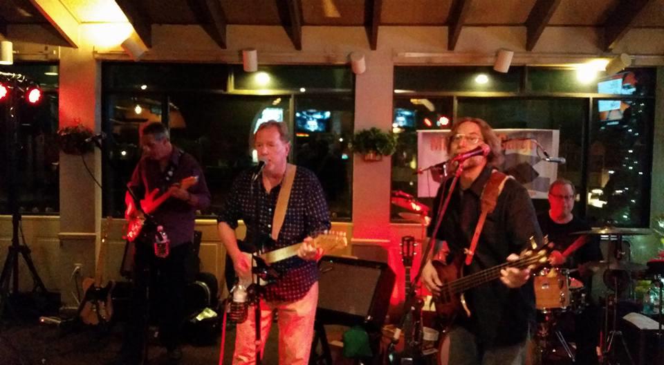 Live Music: Midnight Cargo